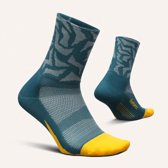 Feetures Elite Running Socks Light Cushion Mini Crew –